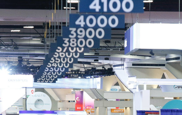 3-route-trade-show-fair-indoor indoor routing at trade shows and fairs